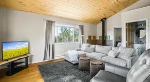 1688 Nusbaum - Guest House - 2 Bedroom - Image 2