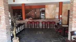 Amalthia hotel - Image 5