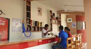 London House Resort - Image 4