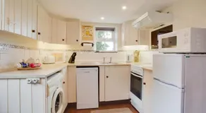 1 Bed in Banningham oc-564 - Image 4