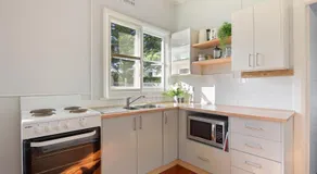 No. 1 - Calm Waters Waterfront Cottages @ Sussex Inlet - Image 2