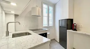 Georges V 1 Bedroom Lux - Image 2