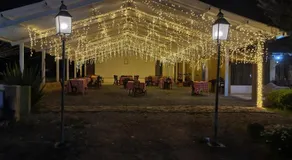 Entre Sombreros - Image 3