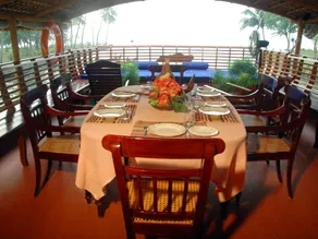 Kodianthara Heritage Farmhouse - Image 2