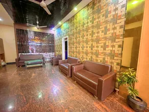 StayGuru Park View Residency - Image 5