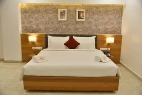Hotel N - Image 2