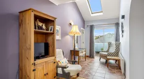 Errismore House - Image 2