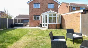 6 Barleycroft - Image 5