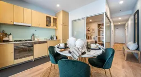 Paradiso on Bent - City Chic near Rundle Mall - Image 3