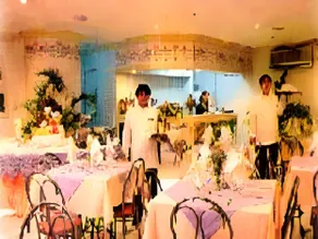 Richmond Plaza Hotel - Image 4