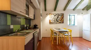 Apartman Art by Villas Guide - Image 3