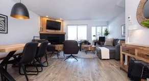 2-Level Home - Tremblant Mountain View - Fireplace - Image 3