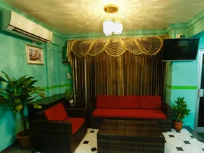 Off Day Inn - Image 3