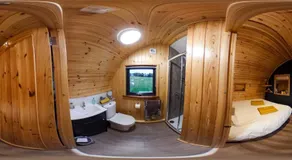 Robins Nest Glamping Pod with Hot Tub - Image 3