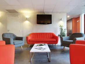 Apartment in Lyon near Bioparc - Image 4