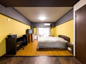 Business & Cycle Hotel Bell - Image 4