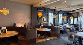 Quality City Hotel Restaurant Free Parking - Image 3