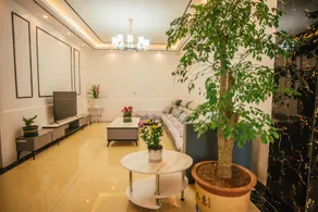 Lin Feng Theme Hotel (Weishan Ancient City Store) - Image 4