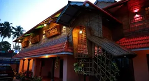 CANALVIEW PRIVATE COTTAGE Azhikkal Ayiram Thengu - Image 3