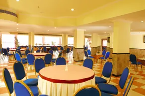 Regant Lake Palace Hotel - Image 4