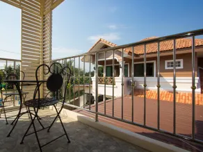 Donchai House Guest House& Cafe - Image 3