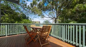 Malua Bay Treehouse, Walking Distance to Beach - Image 4
