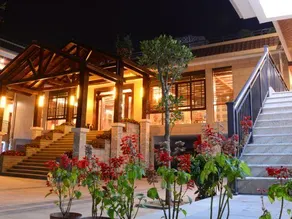 Wanning Hele Family Home Stay - Image 4