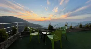 Onehouse Resort Lansdowne - Image 4