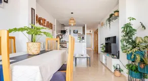 Apto. con wifi, piscina, vistas al mar y parking. - Image 2