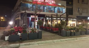 Haris Hotel & Suites - Image 3