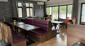 Welcome Inn - Image 5