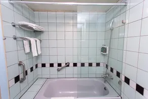 Ardi Hotel - Image 1