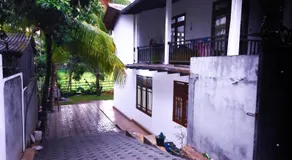 Homagama Relax Home Stay - Image 4