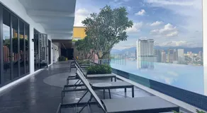 Majestic Residence - Central KL Stay with Petronas Twin Towers View Sky Pool by The Stay Hub - Image 4