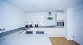 PRESTIGE 2 BED BALCONY APARTMENT - Image 3
