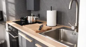 Deluxe Urban Stay - Image 5