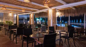 Crystal Beach Hotel - Image 5