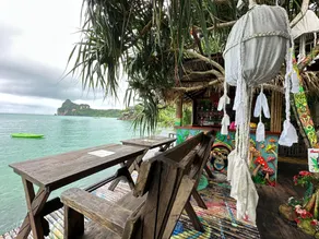 Phi Phi Green House & Sunsky Hostel - Image 4