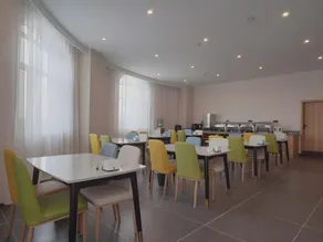 GreenTree Inn Jinan Laicheng Avenue Tusikou Building - Image 4