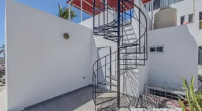 Sea View Roof-Deck Apartment, 1 Block to Malecón - Image 4