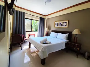 Spring Plaza Hotel - Image 2