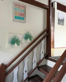 Anchor Point Hostel and Cafe - Image 5