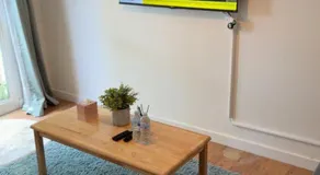 Two-bedroom house with a workspace in Basildon - Image 2