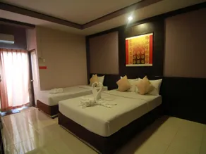 Grand Pinnacle Hotel - Image 3