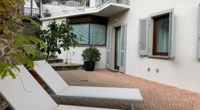 Horse Shoe House, bellamente renovada casa de 3 plantas. - Image 5