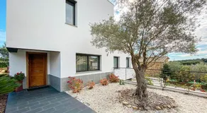 Luxurious Home In Blanes - Image 5