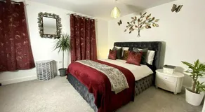 Igloo Magnolia Luxe Townhouse Stay I Free Parking - Image 2