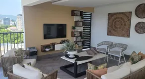 Luxury Apartment Downtown - Image 5
