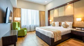 GCC Hotel and Club - Image 2