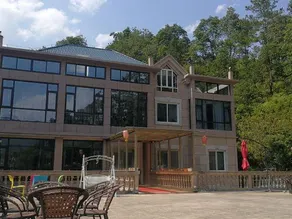 Rui Feng Mountain Hostel - Image 2